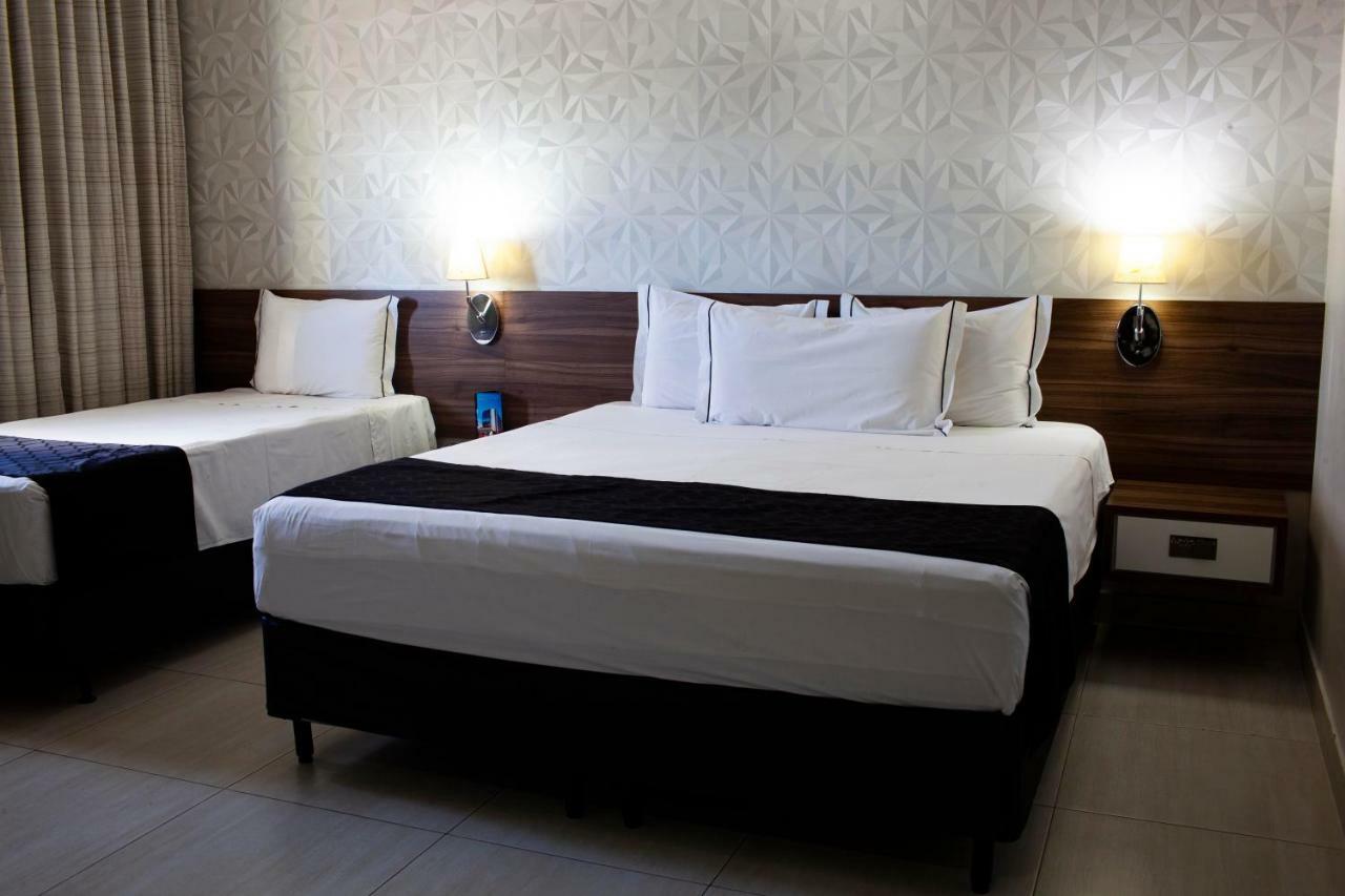 Hotel D'Luca กูยาบา ภายนอก รูปภาพ