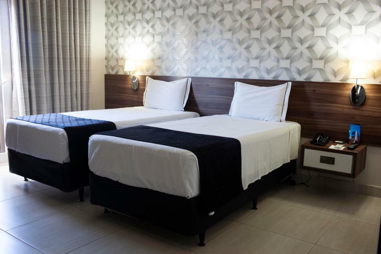 Hotel D'Luca กูยาบา ภายนอก รูปภาพ